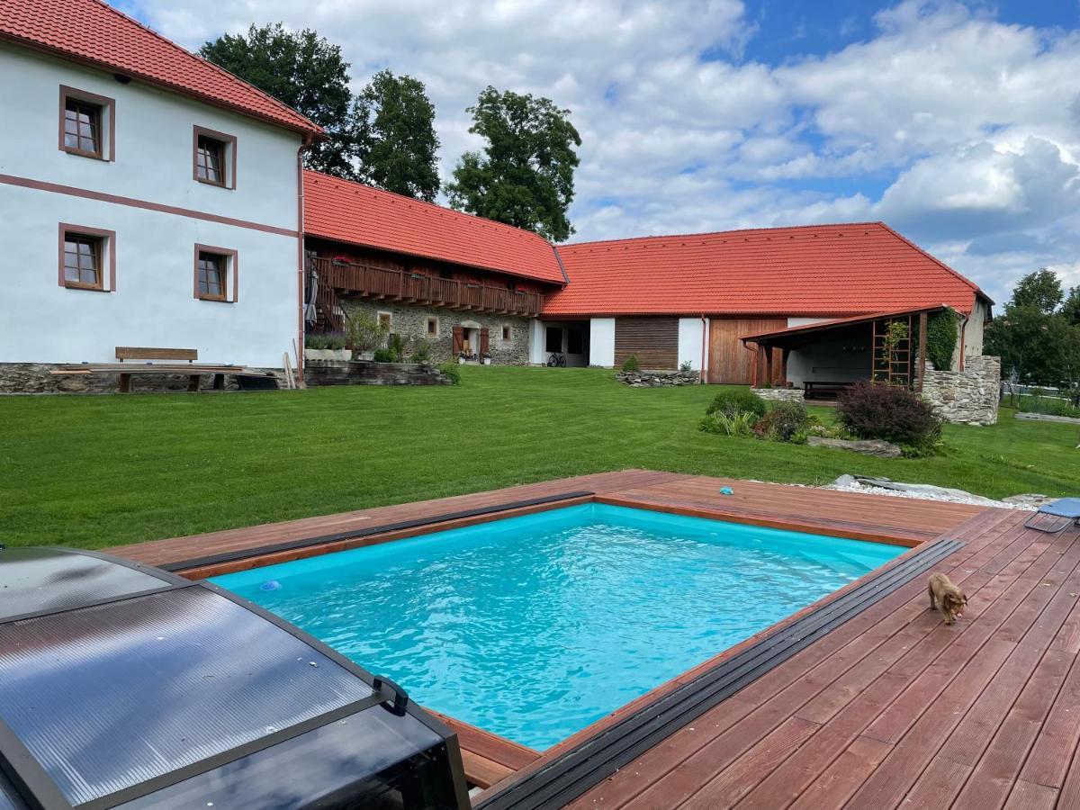 Farma Nahlov Appartement Frymburk Buitenkant foto