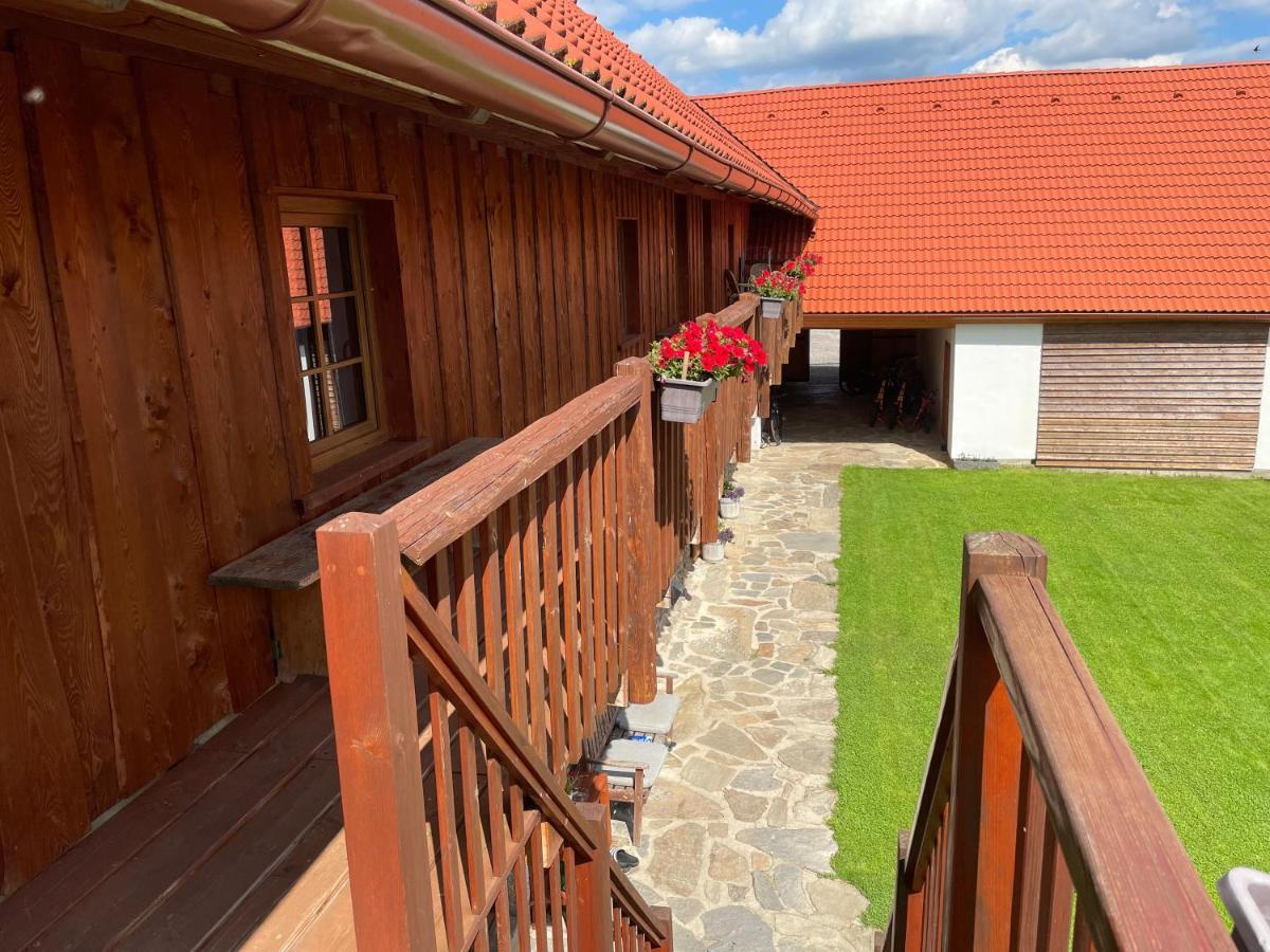 Farma Nahlov Appartement Frymburk Buitenkant foto